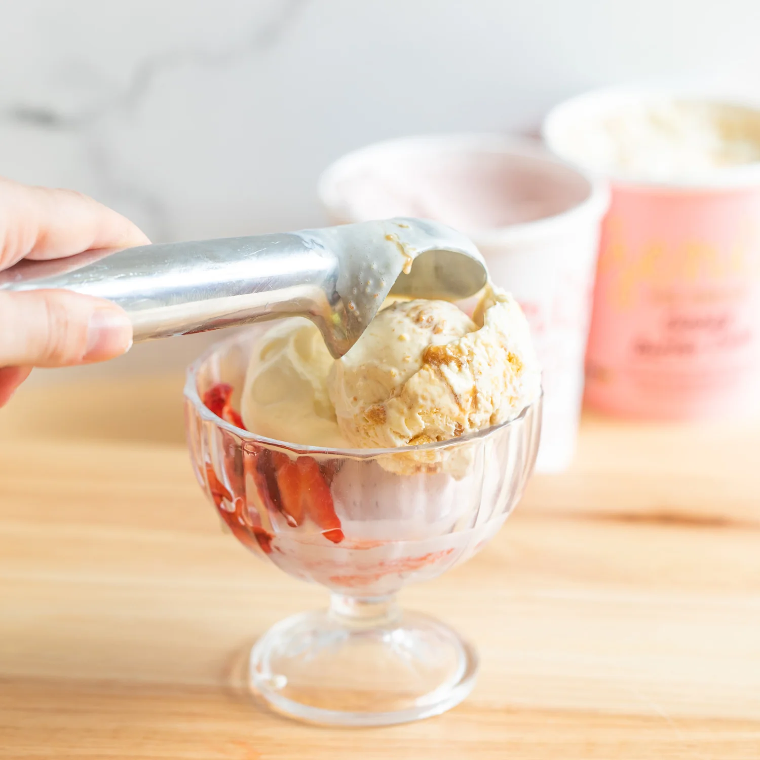 13-jeni-s-ice-cream-scoop-2.webp Jeni's Ice Cream Scoop
